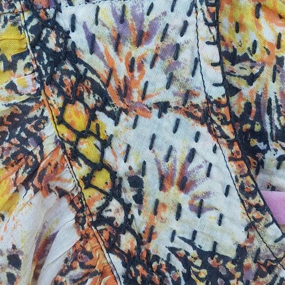 We The Free Multicolor Abstract Top blouse cool meadow print M - Picture 4 of 7